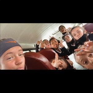 Meet your Posher, Chloe